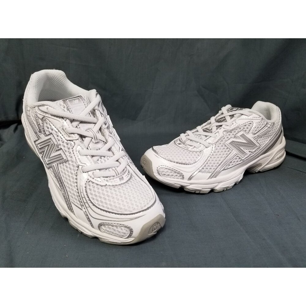 New Balance 740 Bungee Lace Sneakers PZ740WM White Kids Size 2 NEW NO BOX!
